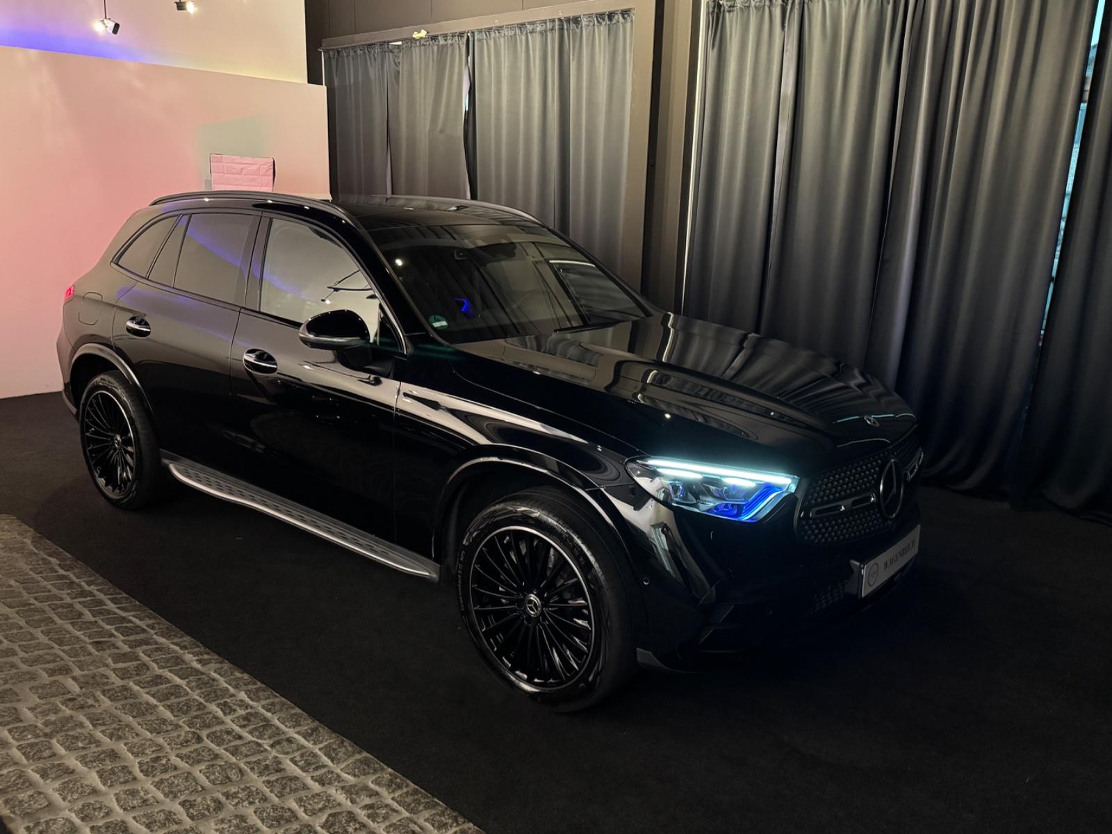 Mercedes-Benz GLC 400 / 4Matic / AMG / BURMESTER/ PANO e 4Matic