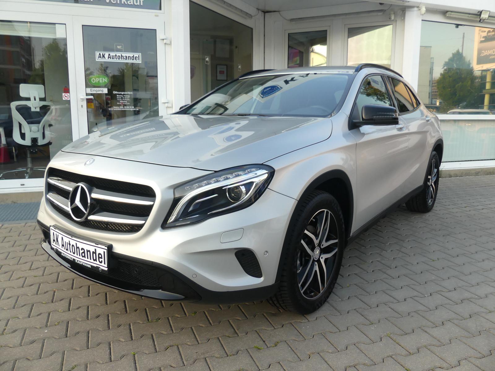 Mercedes-Benz GLA 220 CDI 4Matic Urban Night Navi