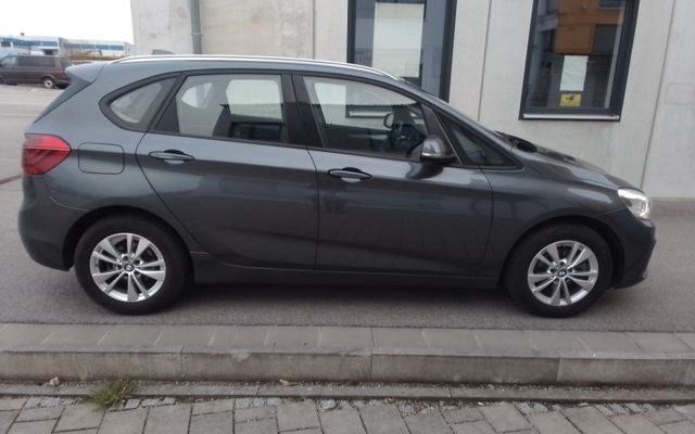 BMW 218 Baureihe 2 Active Tourer 218 d