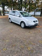 Volkswagen Touran 85000 Kilometer - gebrauchte VW Touran aus dem Jahr 2004