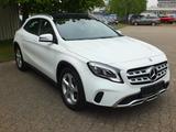 Mercedes-Benz GLA 180 PANORAMADACH LED NAVI AHK 18 Zoll LMF PT - Mercedes-Benz GLA-Klasse Gebrauchtwagen in Köln