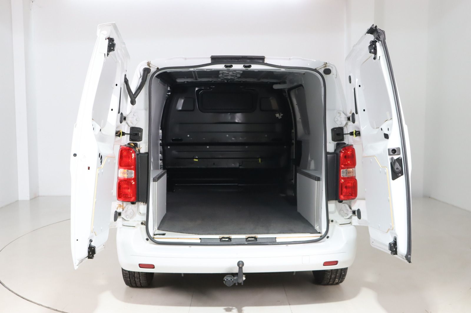 Fahrzeugabbildung Citroën Jumpy Kasten Club L2H1 * Klima * Navi * AHK