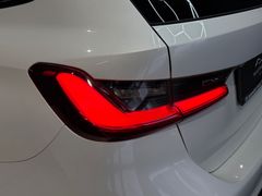 BMW 330i Sport Line*LED*360*HIFI*ACC*WINTERPAKET*TOP