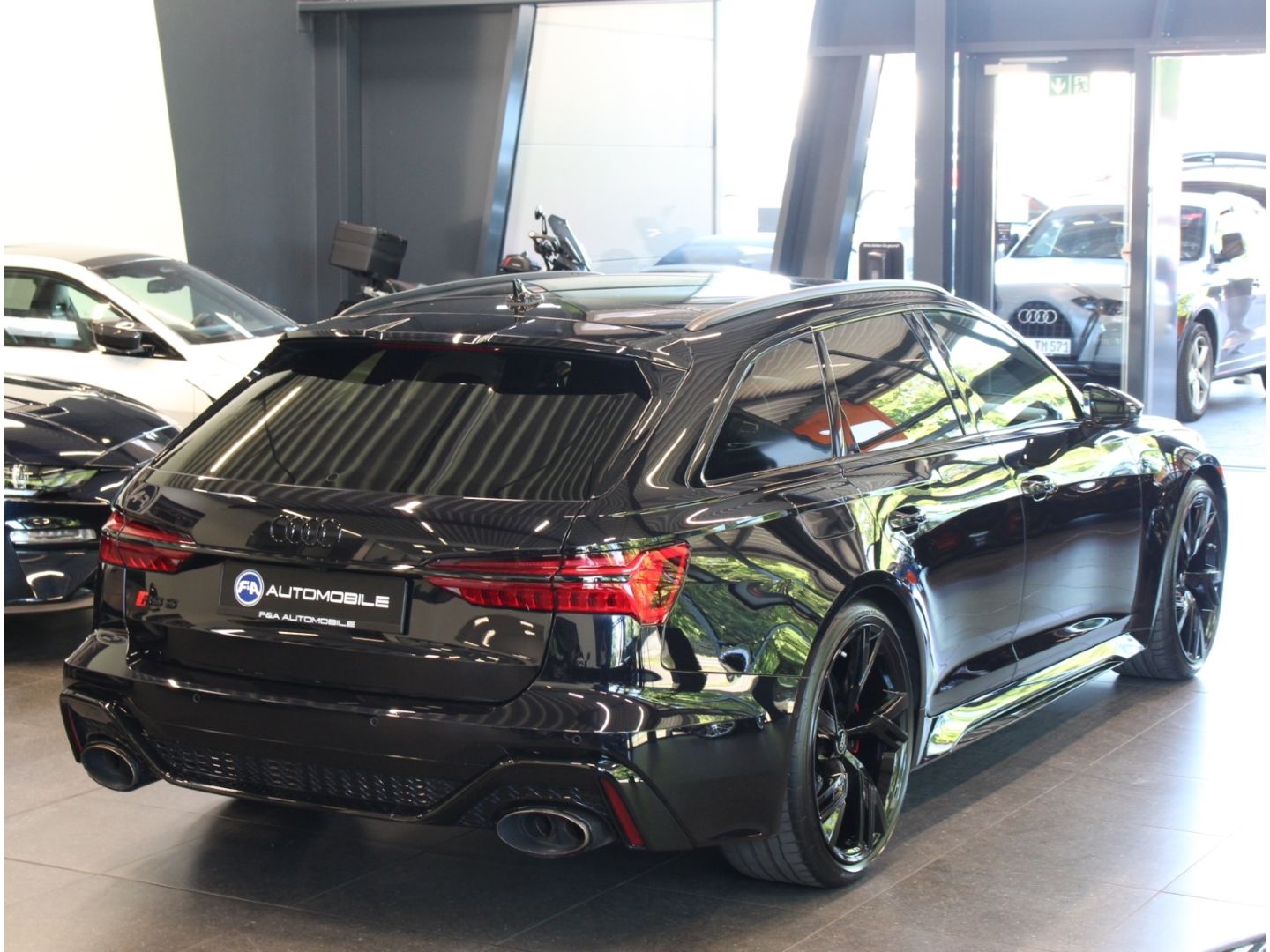 Fahrzeugabbildung Audi RS6 Avant 4.0 TFSI quattro BTM Tuning 780PS*VOLL