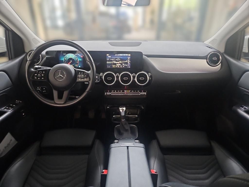 Fahrzeugabbildung Mercedes-Benz B 200 Style Multibeam Totwi. Parkpilot KeylessGO