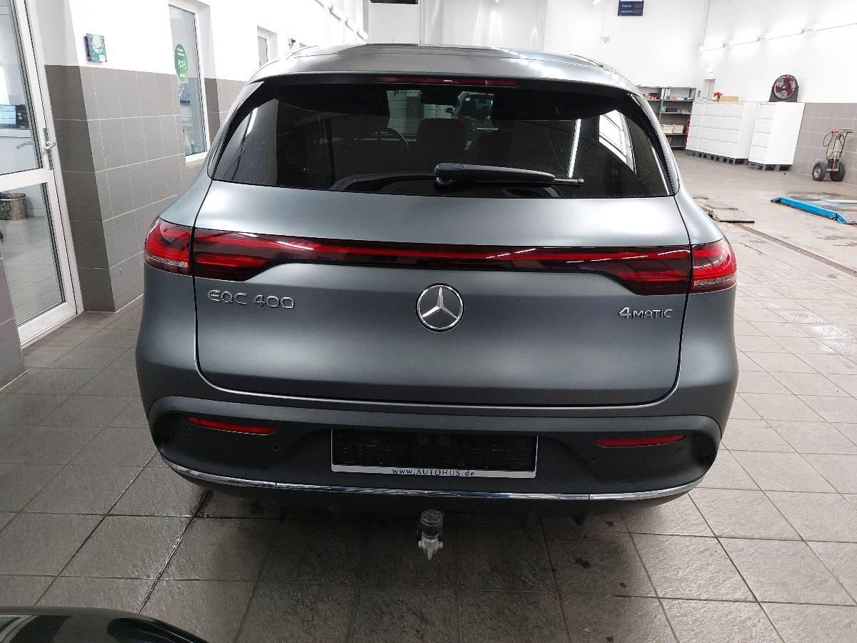 Mercedes-Benz EQC 400 4MATIC AMG Line NAVI LED SHZ PDC