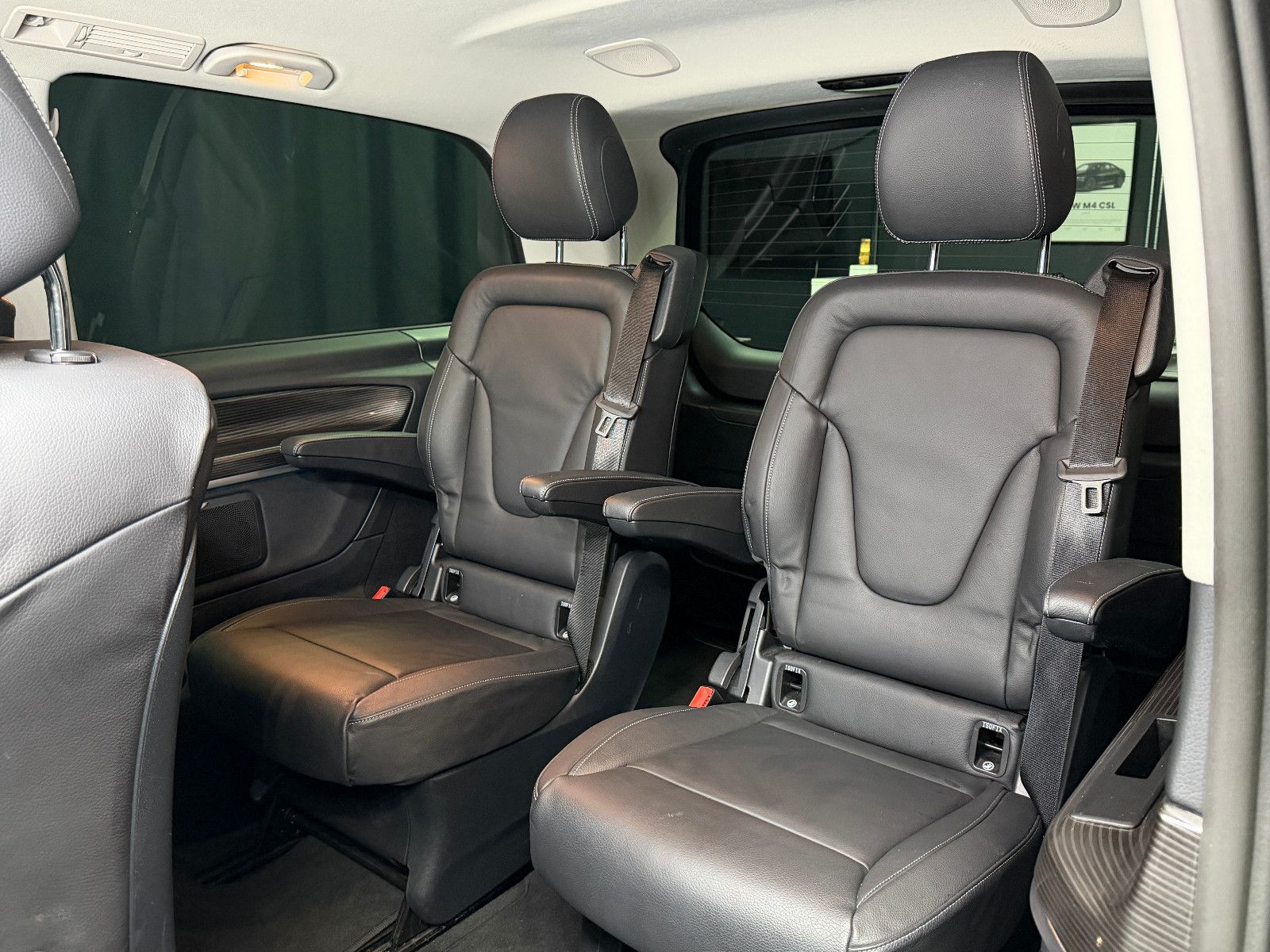 Fahrzeugabbildung Mercedes-Benz V300 d AVANTGARDE EDITION 4MATIC lang|BURMESTER|