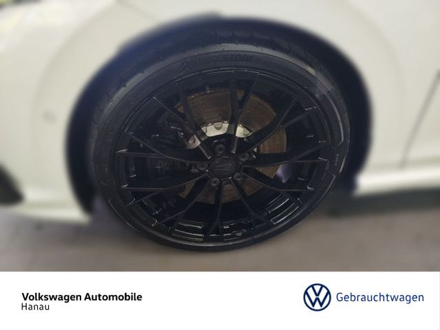 Volkswagen Golf VIII R 2.0 TSI Black 4Motion PANO H&K HUD foto 4