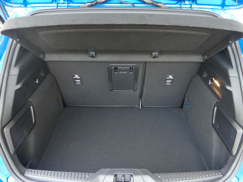 FORD Focus Lim. ST-Line X*ACC*Kamera* FORD Focus Lim. ST-Line X*ACC*Kamera*