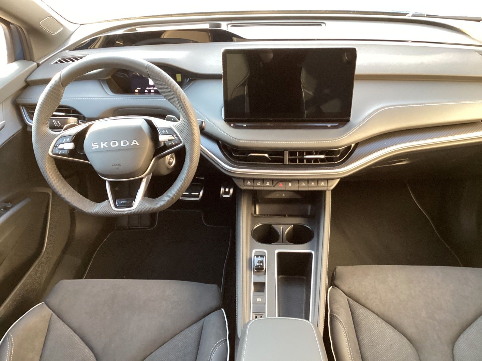 Fahrzeugabbildung SKODA Enyaq Coupé 85 Sportline 210 KW