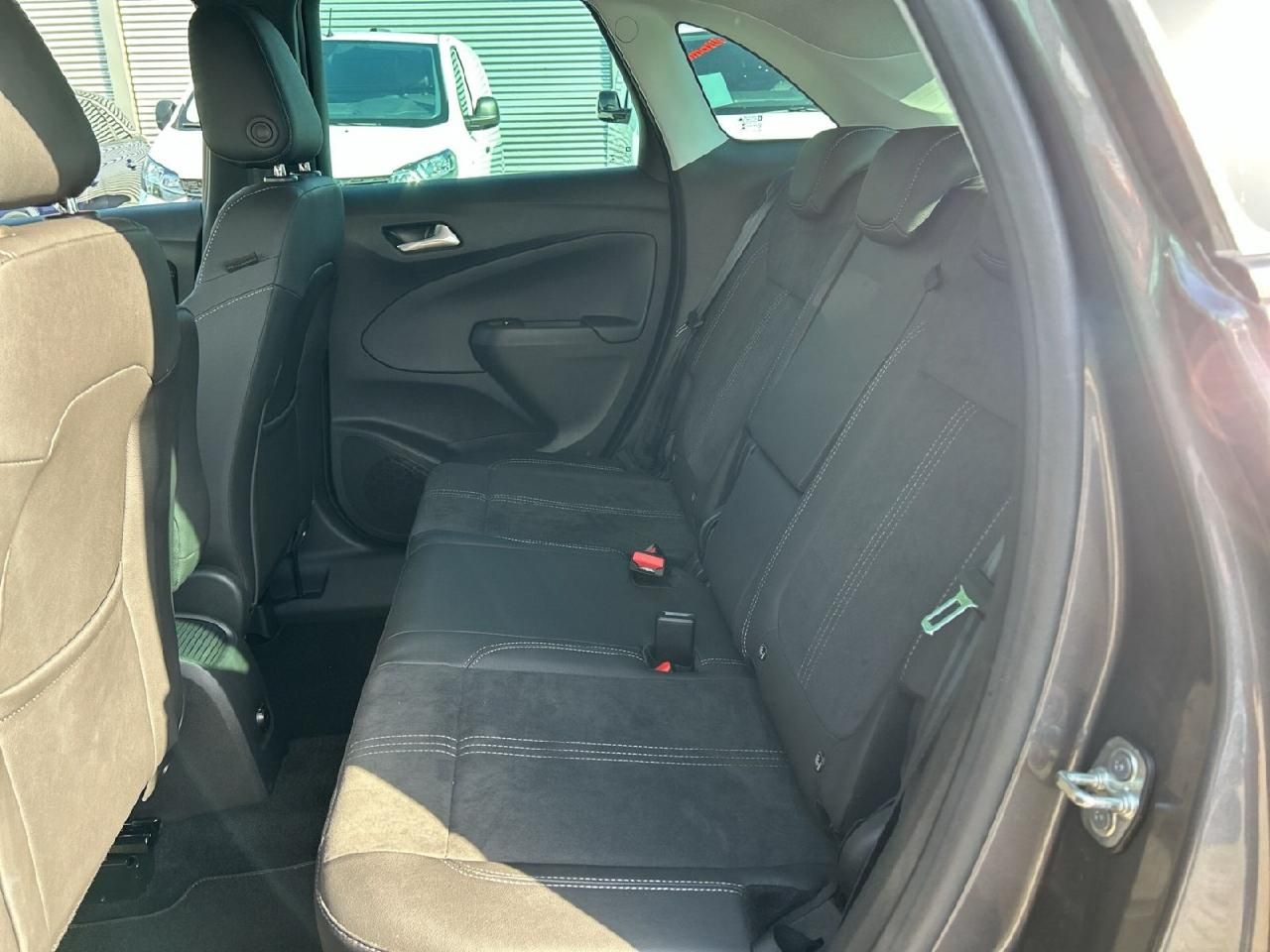 Fahrzeugabbildung Opel Crossland Ultimate