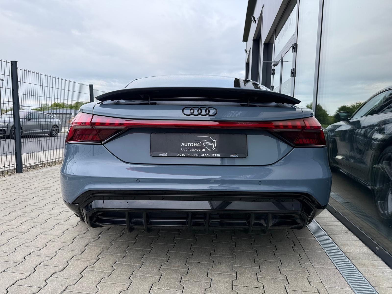 Audi e-tron GT quattro/PANO/LUFT/MATRIX/KAMERA/SOUND/