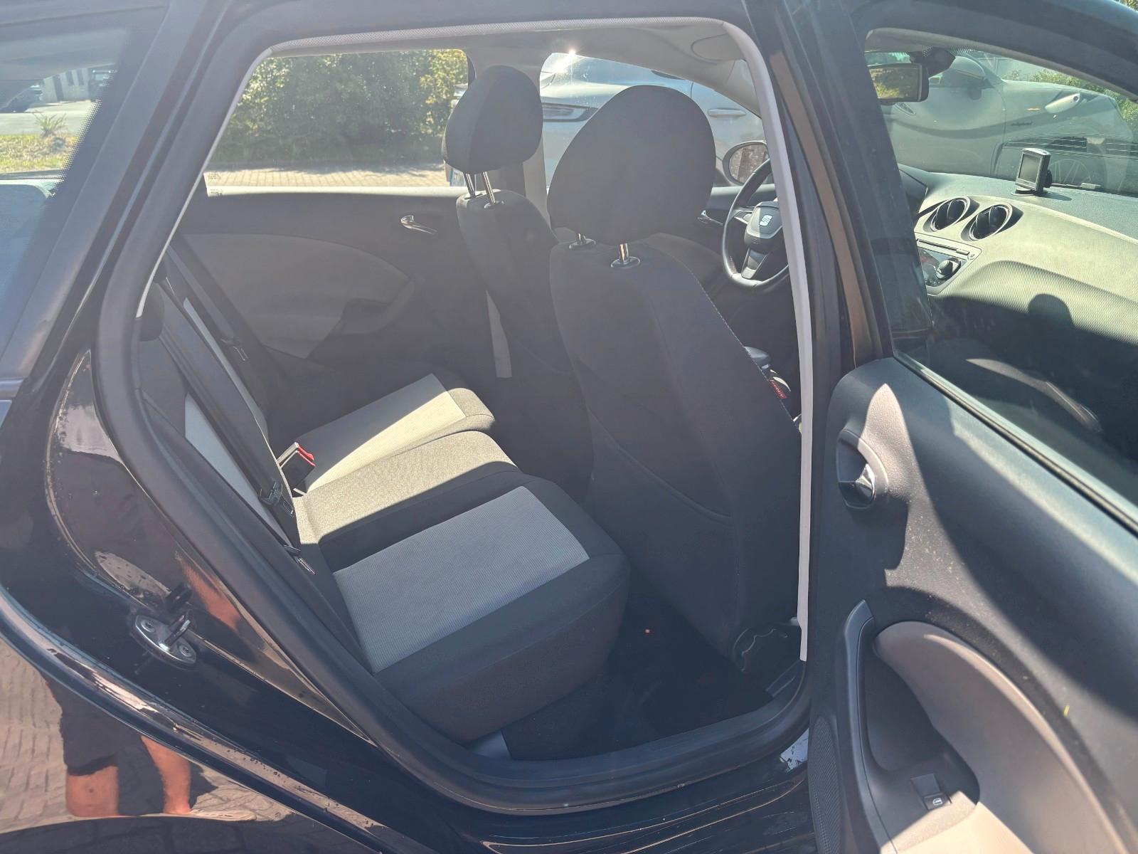 Seat Ibiza 2012 — photo 17