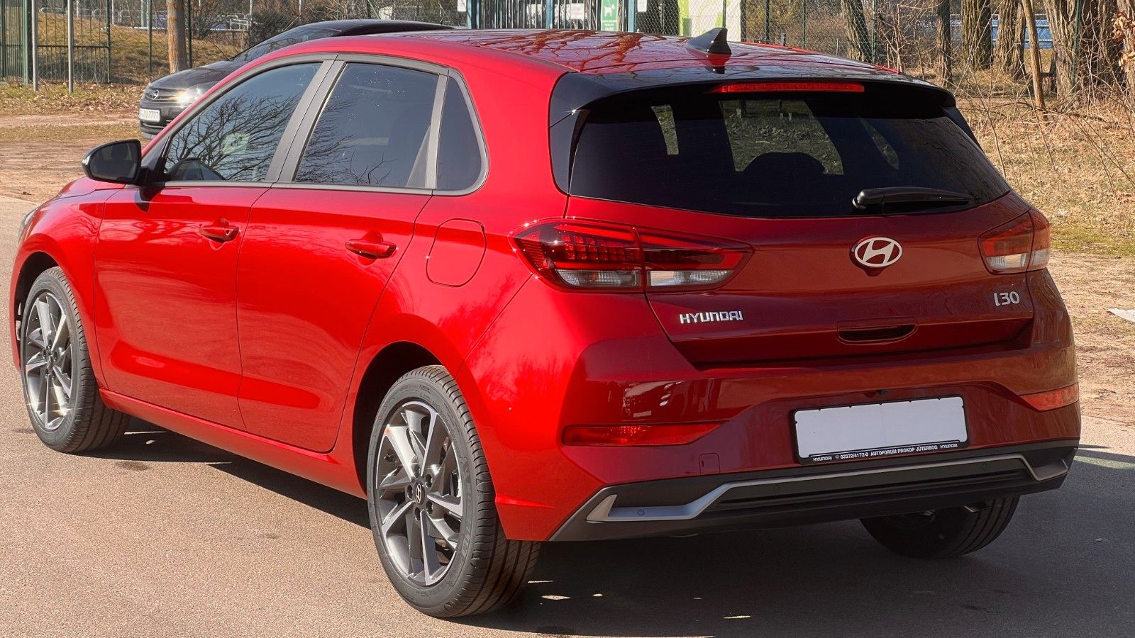 Fahrzeugabbildung Hyundai i30 1.0 T-GDI Advantage *Navi*CarPlay*RFK*LED*