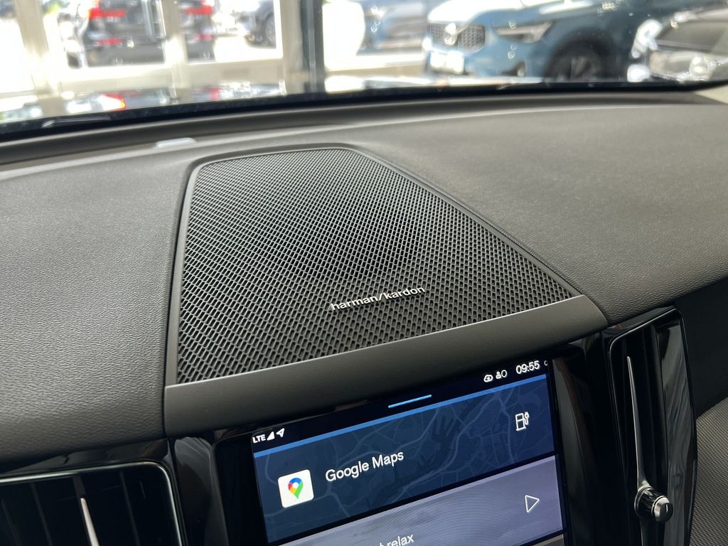Volvo XC60 T6 Plus Dark Recharge AWD ACC Kamera Leder