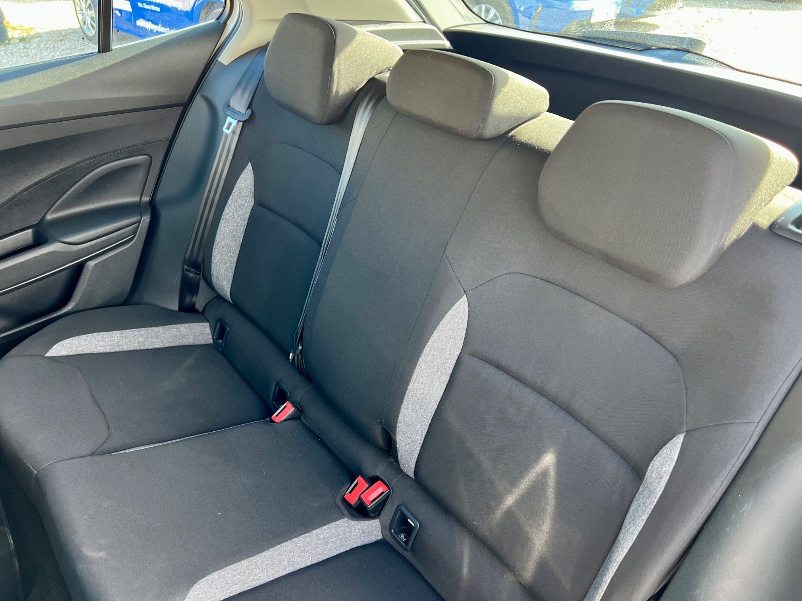 SKODA Fabia Active AHK KLIMA SHZ CARPLAY