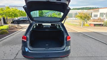 Volkswagen Passat Variant - 8