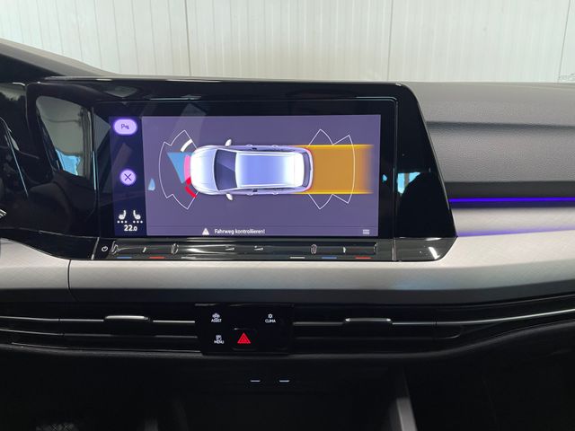 Golf VIII Variant Life 1.0 eTSI DSG NAVI ACC