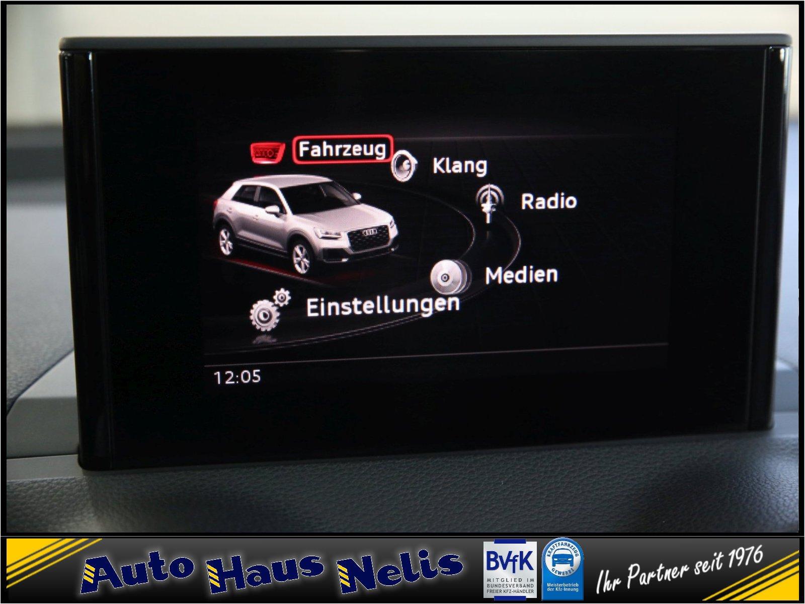 Audi Q2 1,0 TFSI Ultra LM-Felgen AHK Klimaanlage MMI-