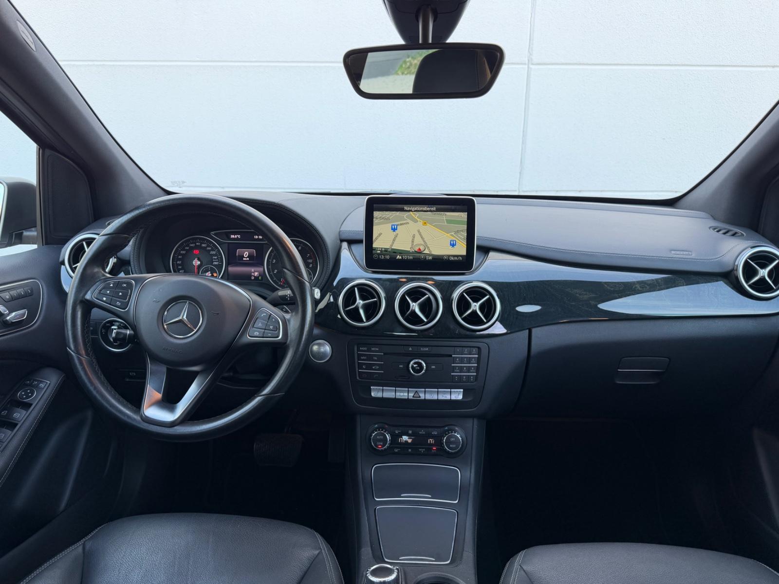 Mercedes-Benz B 180 Sytle 8-fach Bereift*Aut.*Rückfahrkamera*