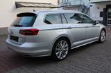 Volkswagen Passat Variant Highline 4M R-Line (HeadUp/Pano) - Cars in Hagen