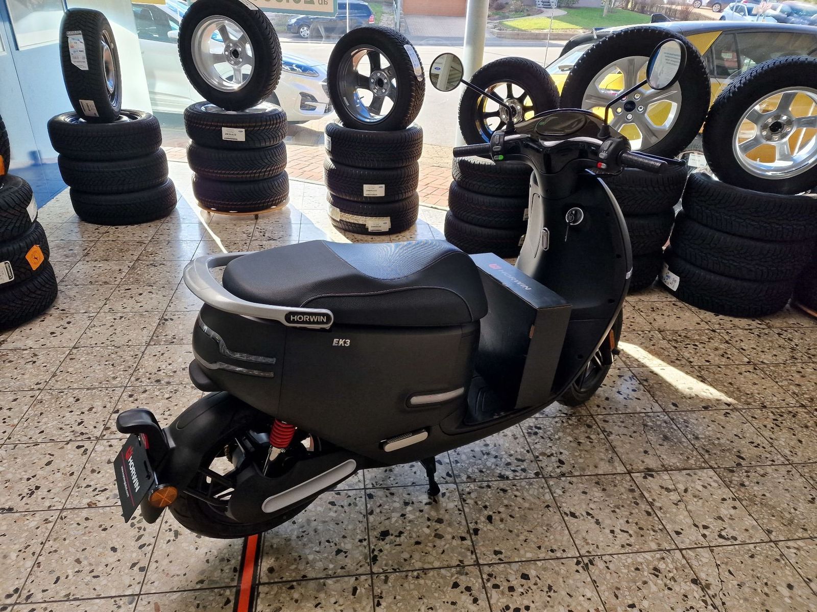 Fahrzeugabbildung Horwin EK3 Comfort Range