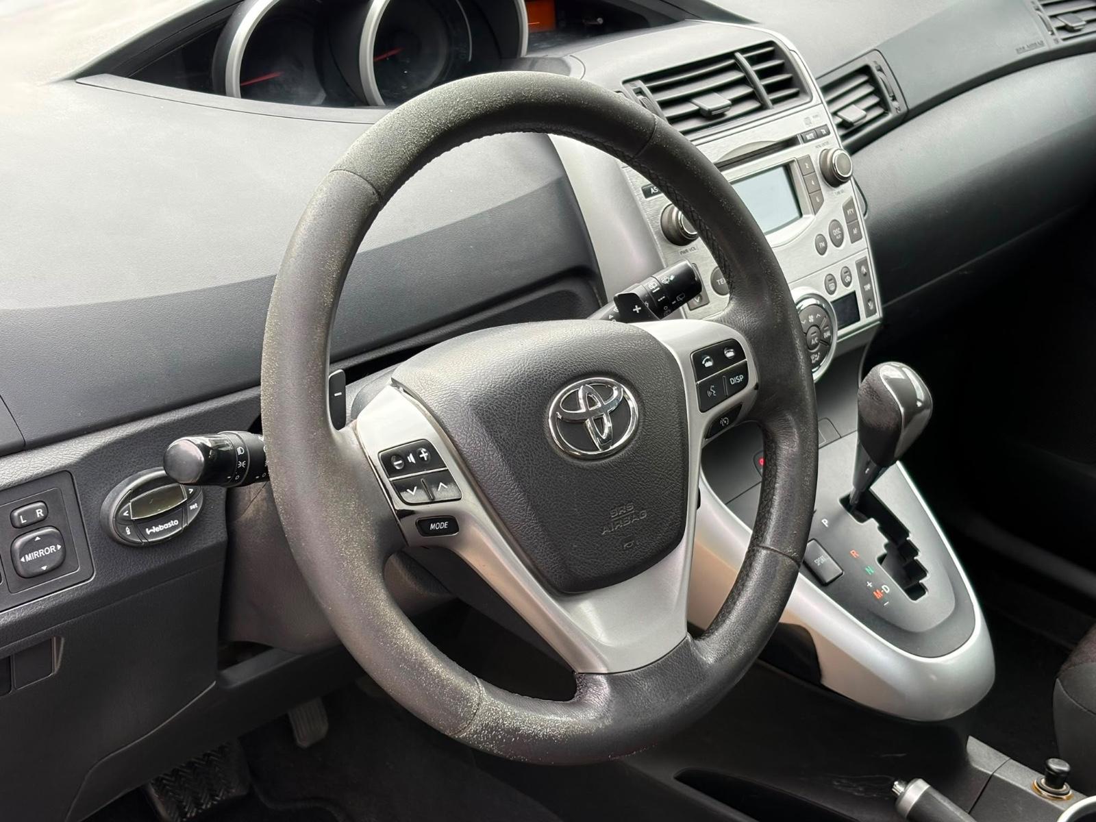 Toyota Corolla Verso 2010 — photo 6
