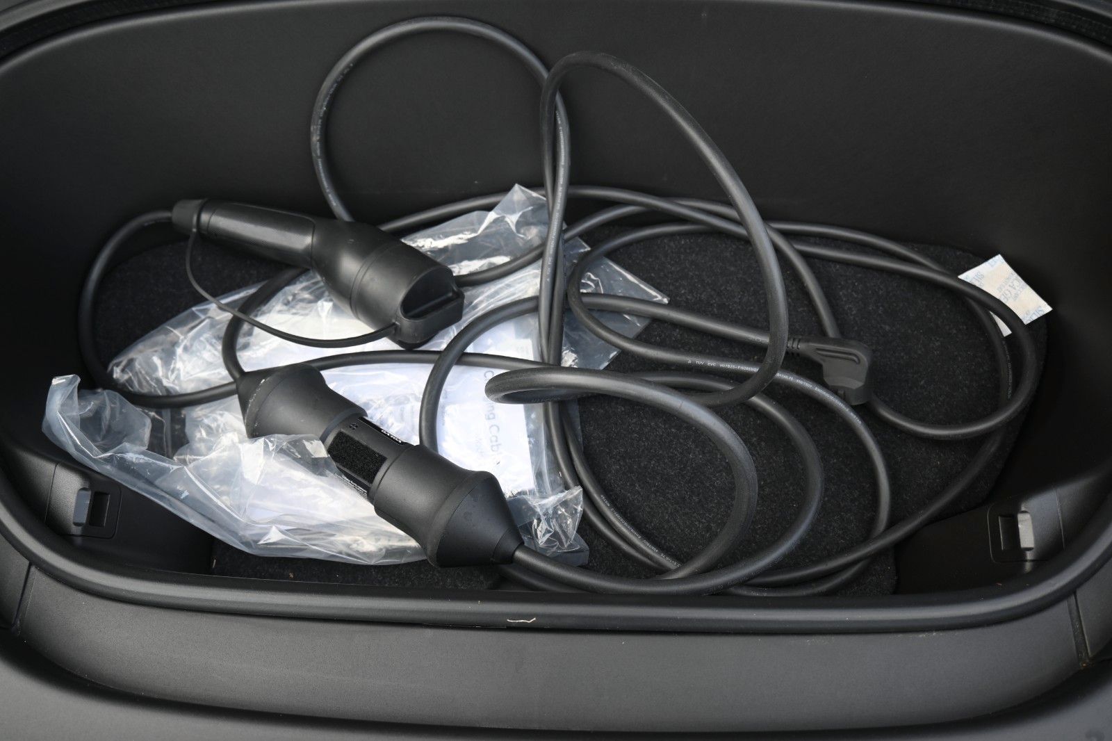 Fahrzeugabbildung Volvo C40 Plus BEV Twin Motor AWD*Pano*20 Zoll*STHZG*