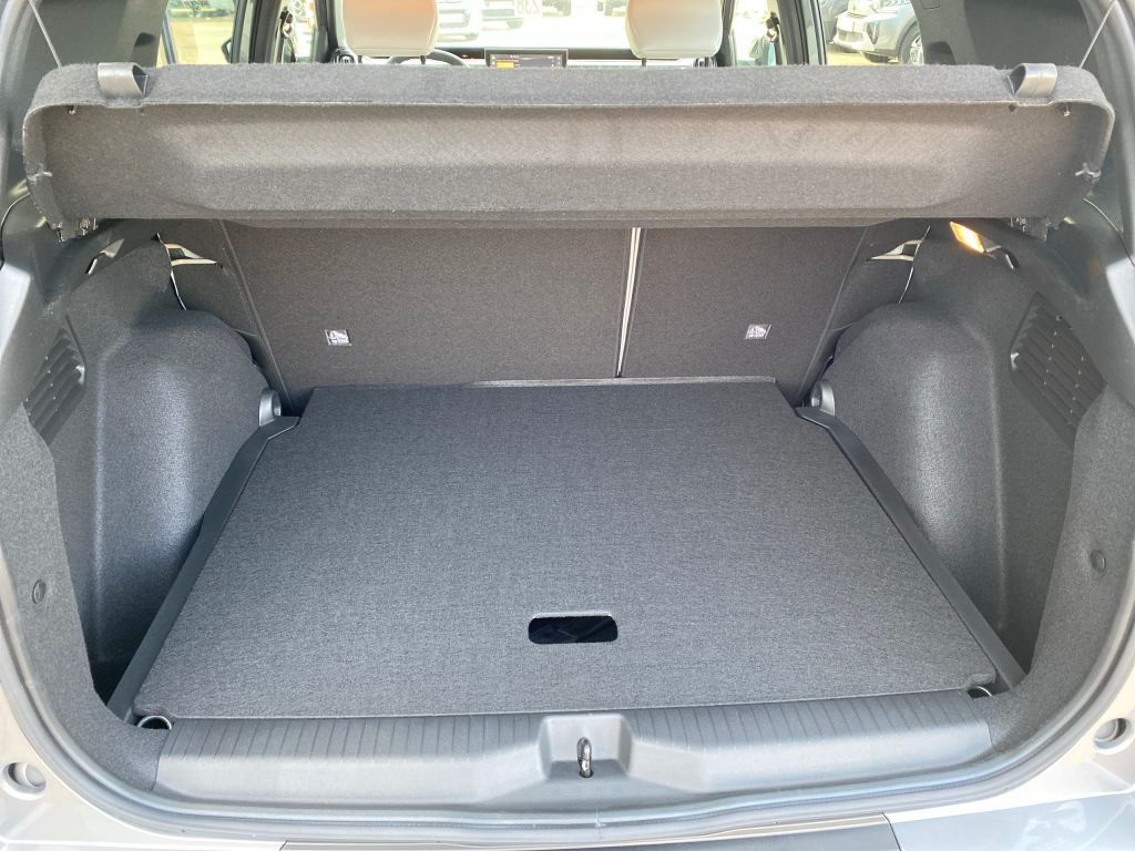 Fahrzeugabbildung Citroën C3 Aircross *Automatik* 145 MAX *Ganzjahresreife