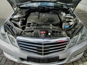 Mercedes E 220 - 10