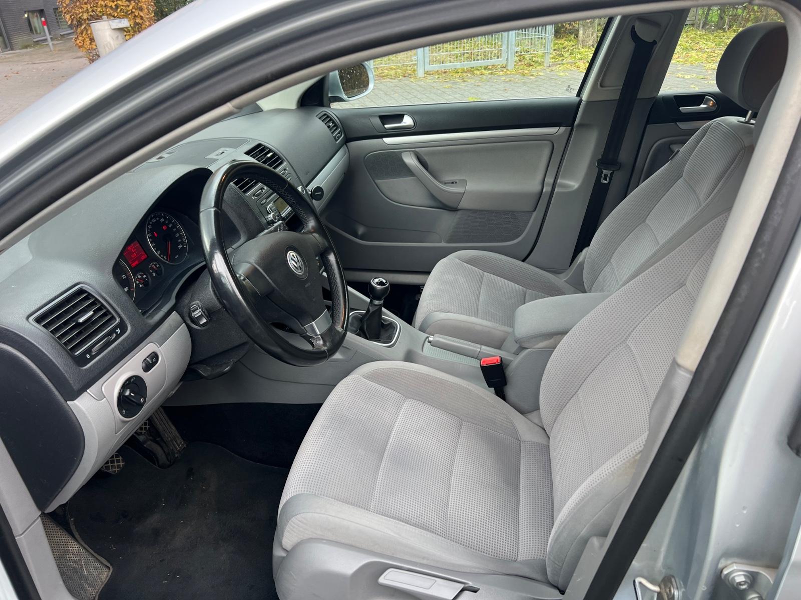 Volkswagen Golf 2009 — photo 11