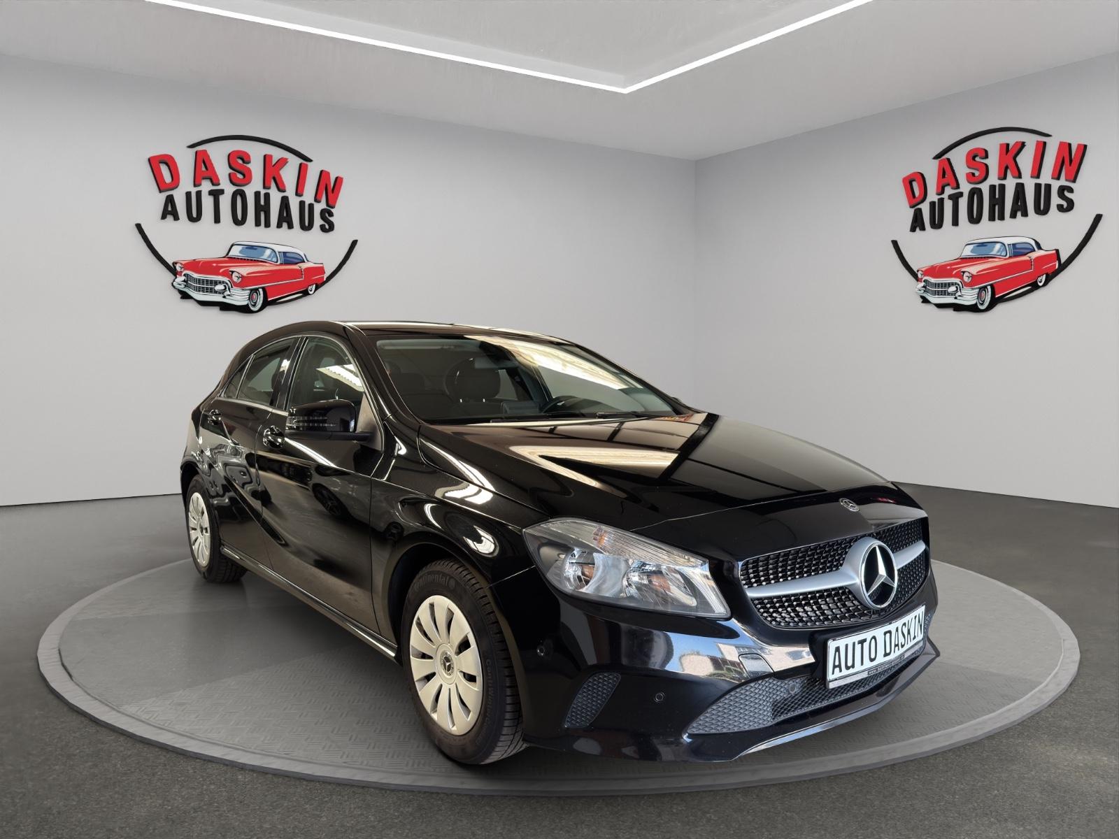 Mercedes-Benz A 180BlueEfficiency/TÜV+AU NEU/AUTOMATIK/SITZHZG