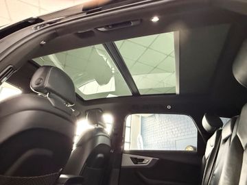 Audi Q7 - 8