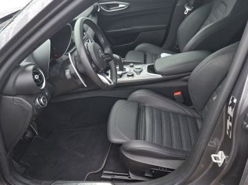 Alfa Romeo Giulia Veloce Q4 2.0 Turbo 16V Kam.+KeyLess+SHZ