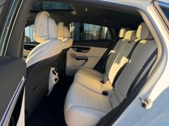 MERCEDES-BENZ GLC 220d Coupe 4Matic/ PANORAMA/ DISTRONIC/ MBUX MERCEDES-BENZ GLC 220d Coupe 4Matic/ PANORAMA/ DISTRONIC/ MBUX