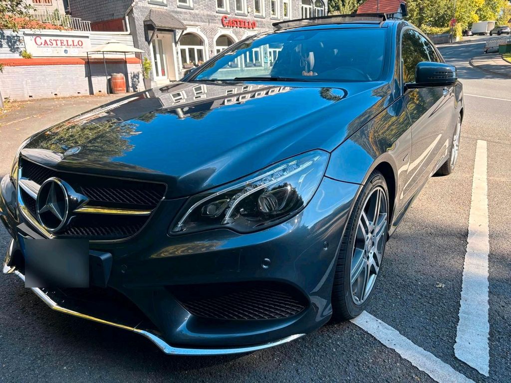 Image of Mercedes-Benz E 200