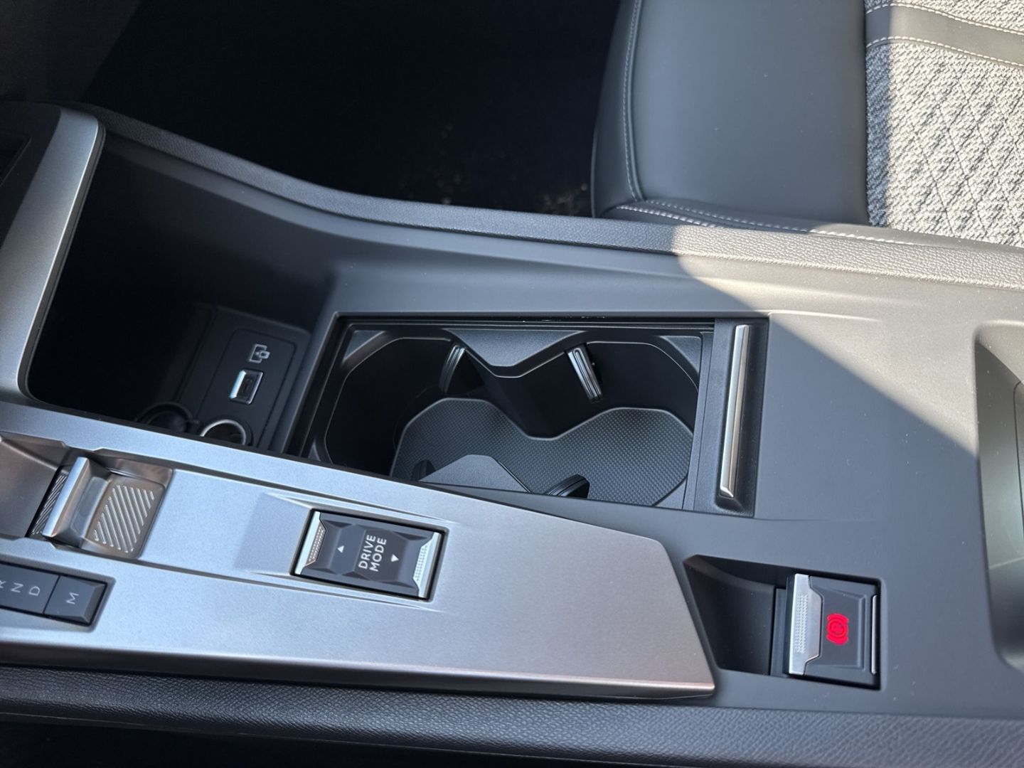 Peugeot 308 - Bild 25