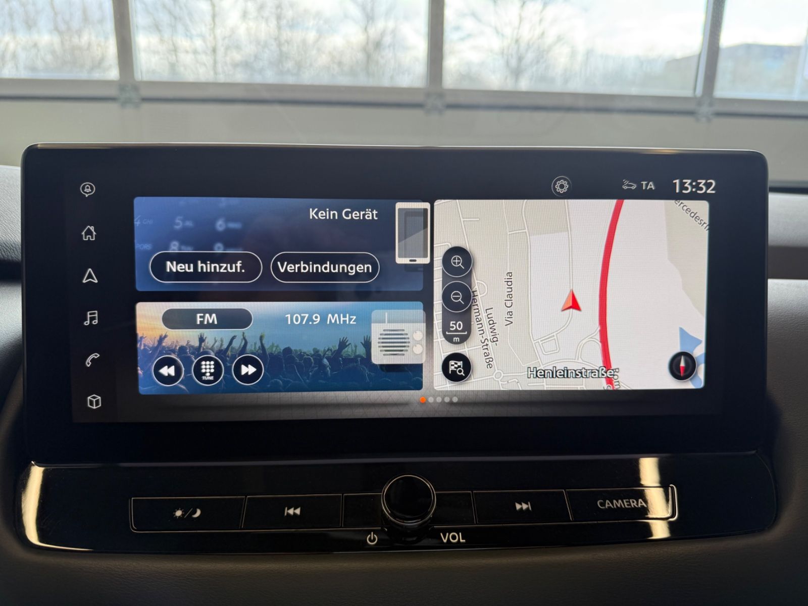 Fahrzeugabbildung Nissan Qashqai Acenta 360° Kamera Navi, Winterpaket.