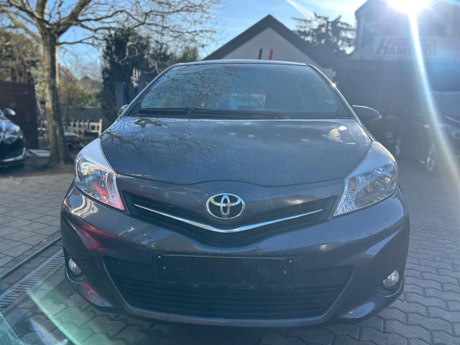Toyota Yaris Life ** 85.000KM**