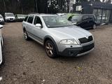 Skoda Octavia Combi Scout 4X4 - Skoda Octavia aus 2008: Scout