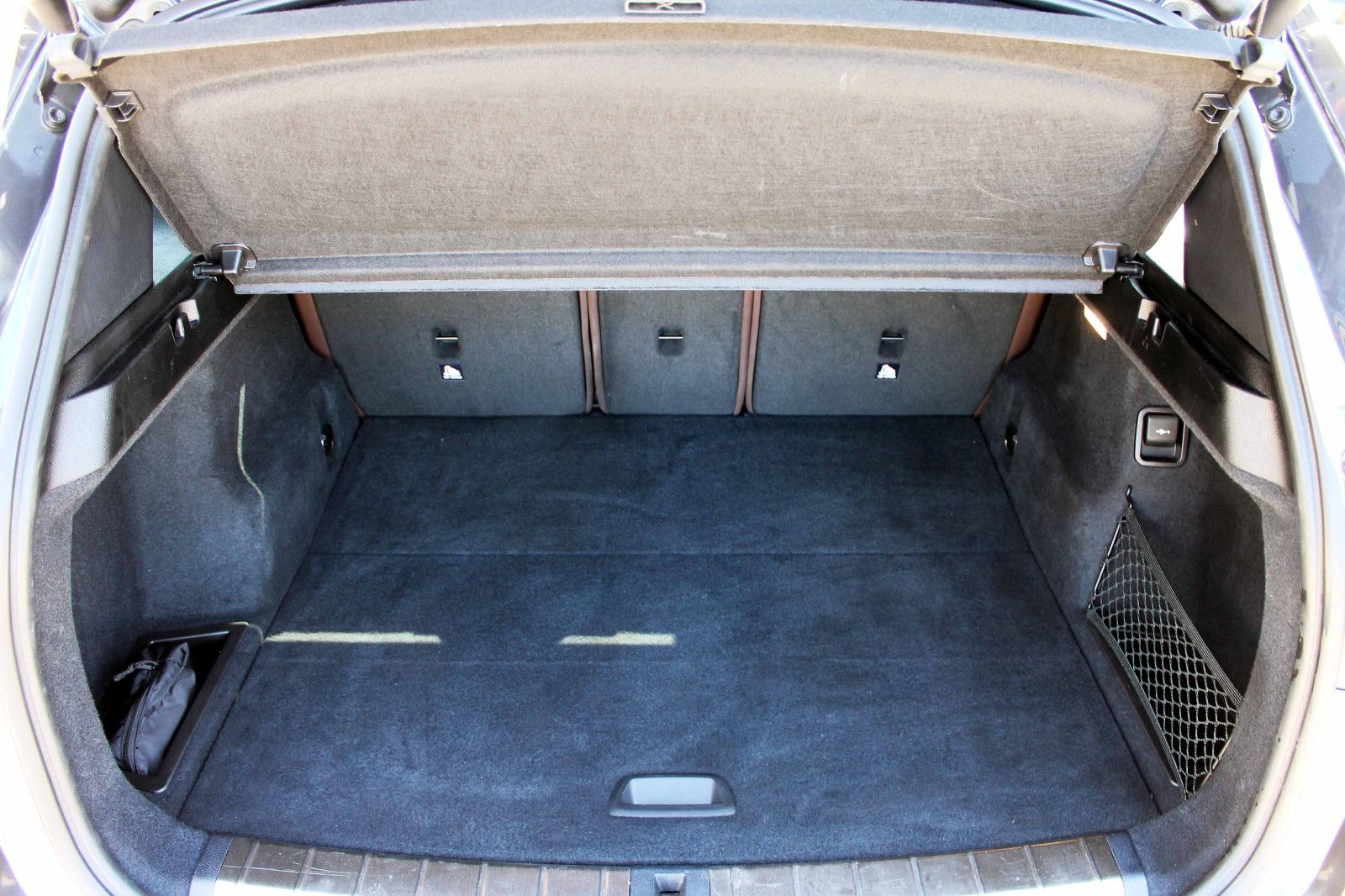 Fahrzeugabbildung BMW X1 xDrive 25i M-Sport LED PANO ACC KAM CarPlay
