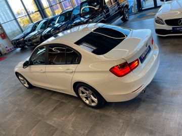 BMW 320 d Lim. *Schiebedach*Navi*Klima*Vollleder*DAB