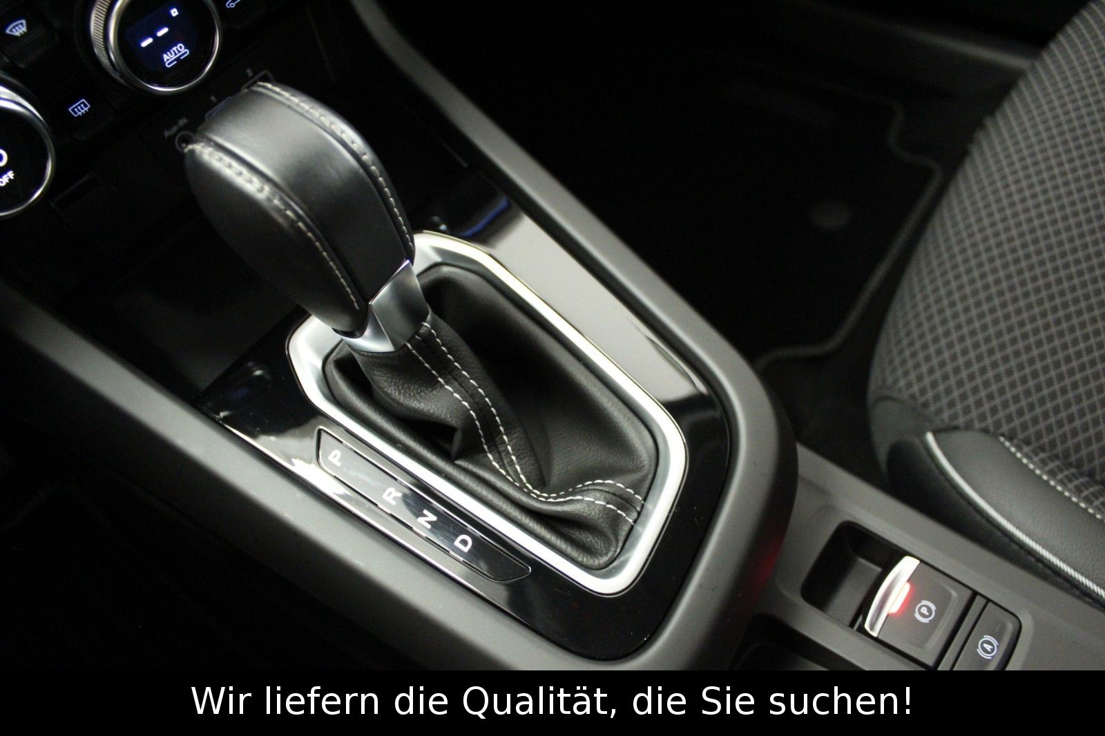 Fahrzeugabbildung Renault Arkana Mild Hybrid 140 EDC Techno