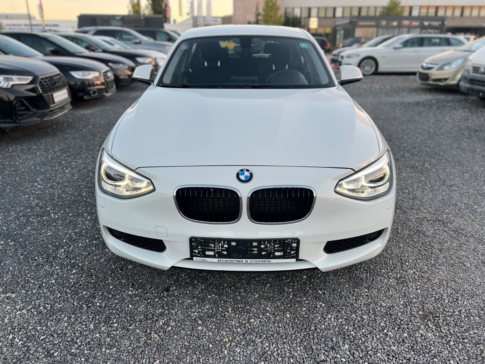 BMW 116i Sport Line/TÜV 04/2028/LED/PDC/Service NEU