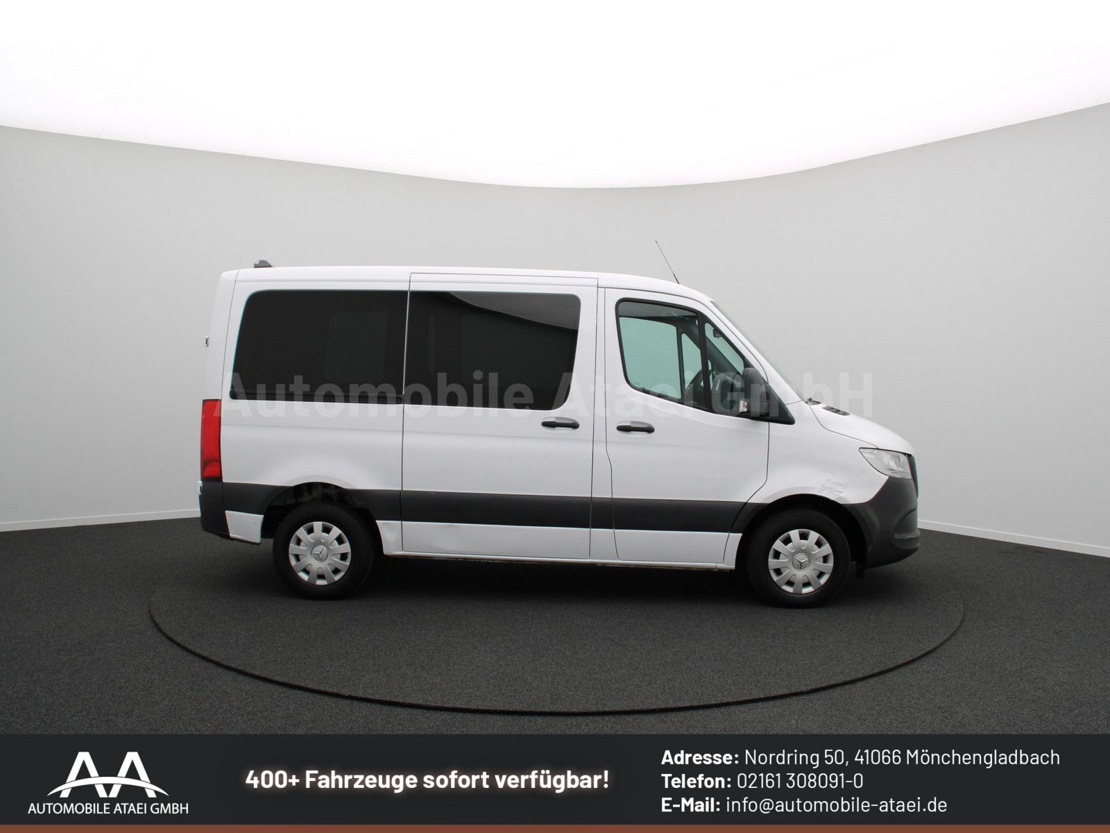 Fahrzeugabbildung Mercedes-Benz Sprinter 214 Tourer Automat Rollstuhl-Rampe(1466
