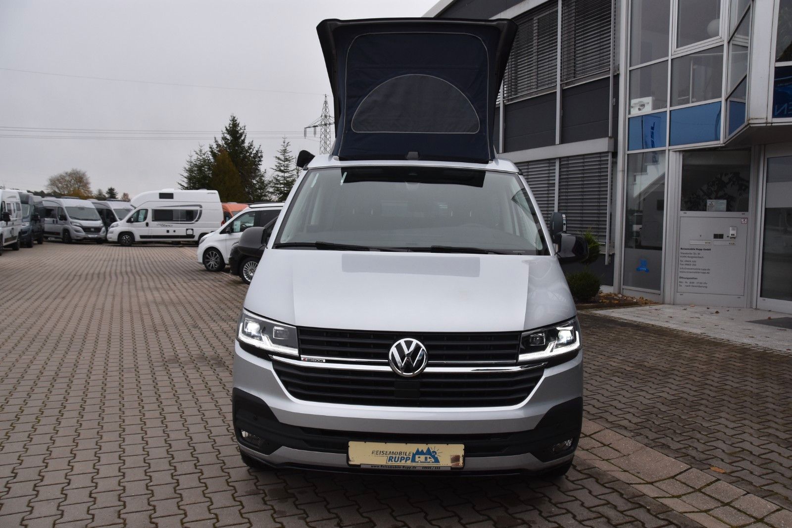 Fahrzeugabbildung Volkswagen T6.1 California Ocean Edition 150 kW DSG 4x4