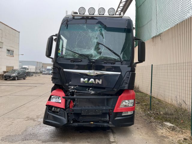 MAN TGX 18.480 - Unfallschaden