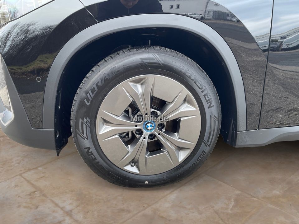BMW iX1 - Bild 2