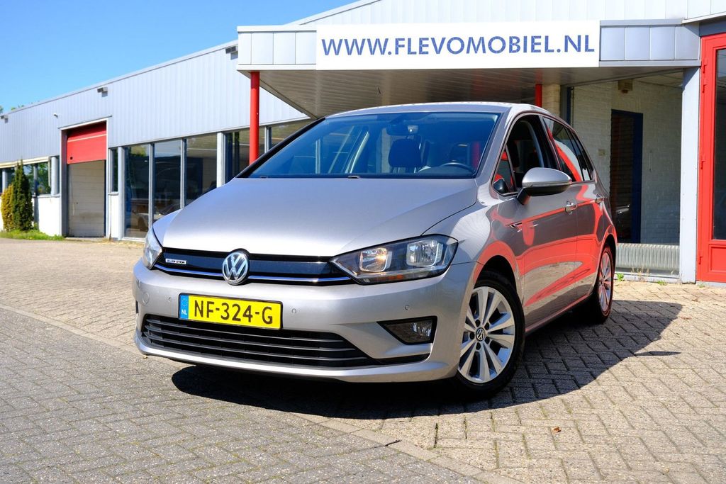 Image of Volkswagen Golf Sportsvan