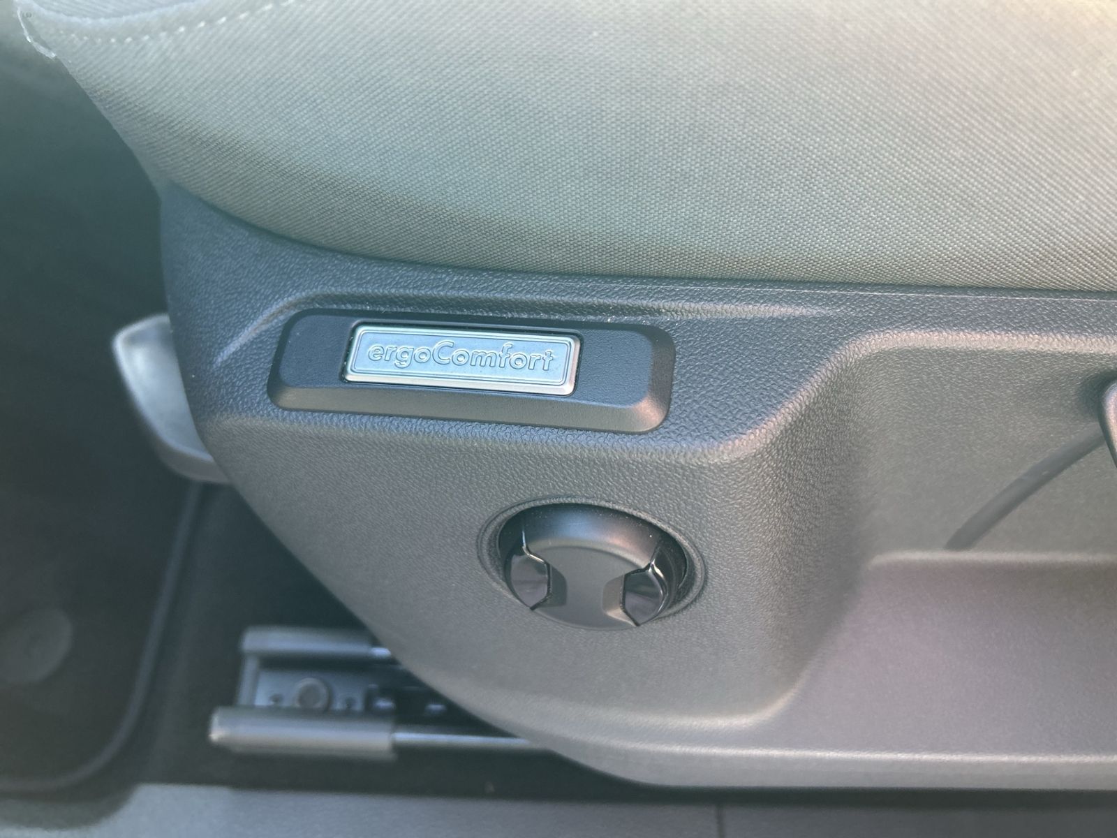 Caddy 1.5 TSI Dark Label, Discover Media, Cool&S